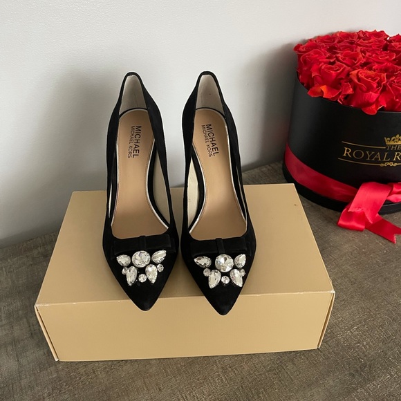 MK suede size 8 - Picture 1 of 8